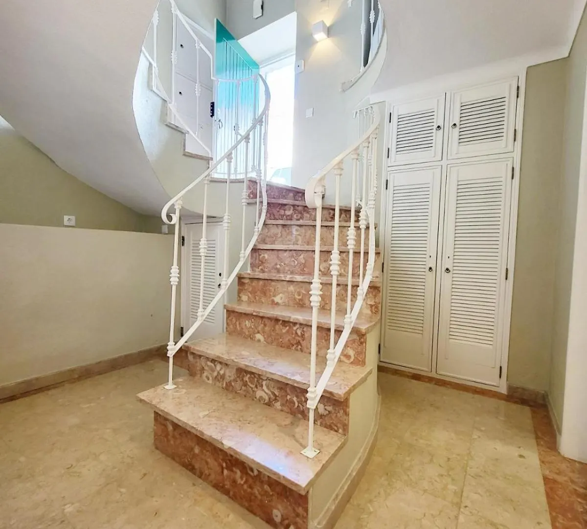 Lisbon Cottage Principe Real アパート
